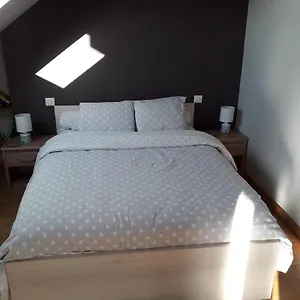 Vue Avec Piscine Intérieure Appartement