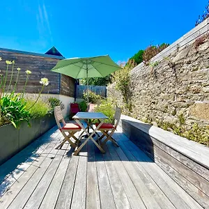 300 M Et Centre - Parking Privatif Et Gratuit Sur Place - Terrasse Bois Appartement